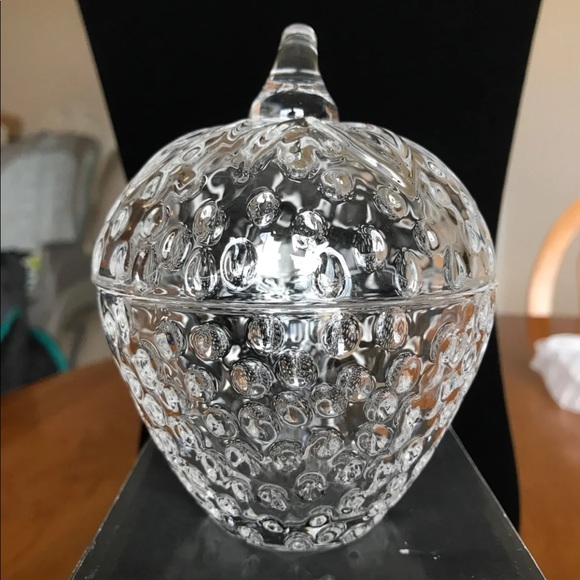 Godinger Studio Crystal Strawberry Box #44482 - Picture 2 of 6